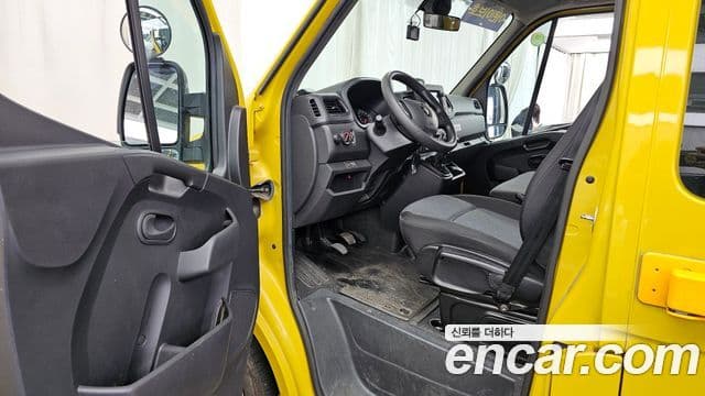 Renault Korea(Samsung) Master 20인승, 2020 10