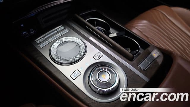 Genesis G80 (RG3) бензин 2.5 турбо AWD, 2021 9