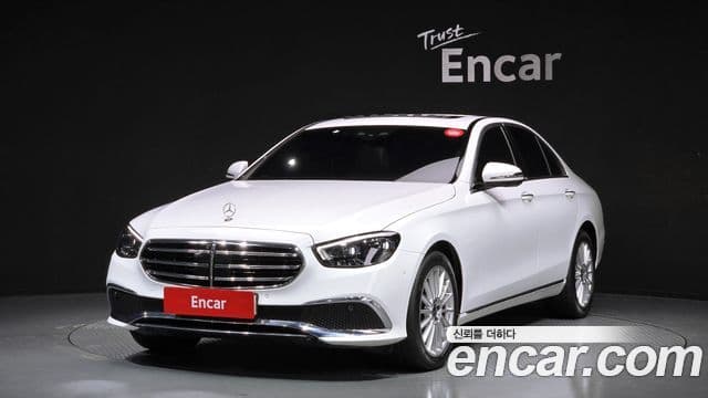 Mercedes-Benz E-класс W213 Exclusive, 2022 1