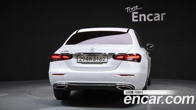 Mercedes-Benz E-класс W213 Exclusive, 2022 4