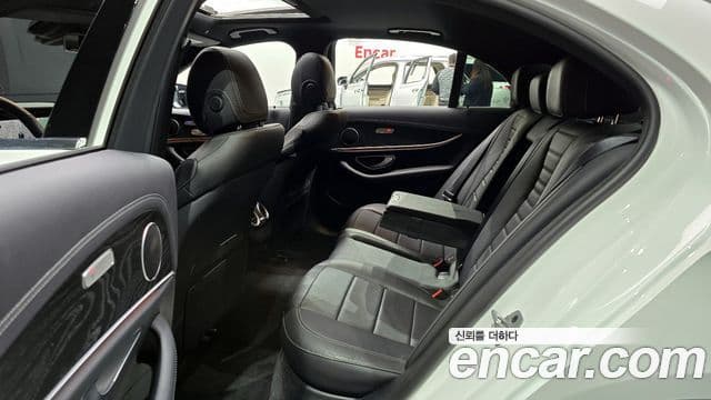 Mercedes-Benz E-класс W213 Exclusive, 2022 12
