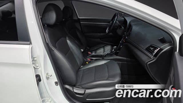 Hyundai Avante AD 1.6 GDI Smart, 2017 10