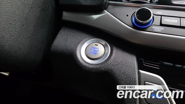 Hyundai Avante AD 1.6 GDI Smart, 2017 17