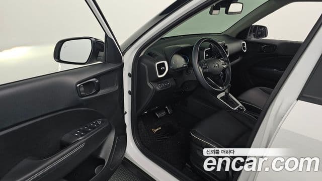 Hyundai Venue 1.6 Flux, 2023 11