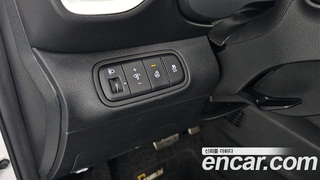 Hyundai Venue 1.6 Flux, 2023 18