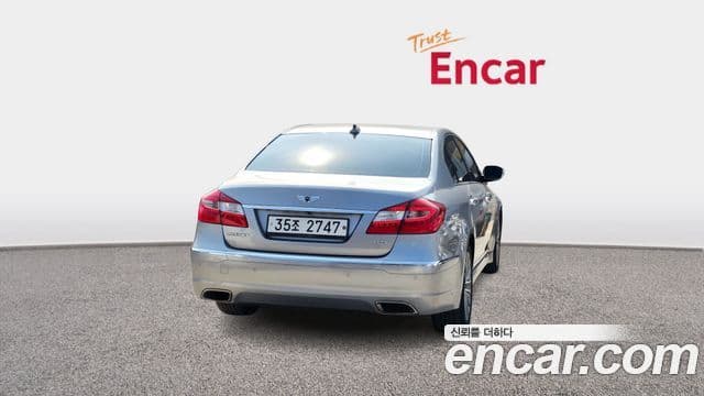 Hyundai Genesis Special, 2013 4