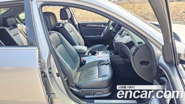 Hyundai Genesis Special, 2013 12