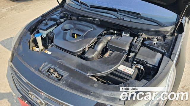 Hyundai LF Sonata 2.0 Smart, 2015 6