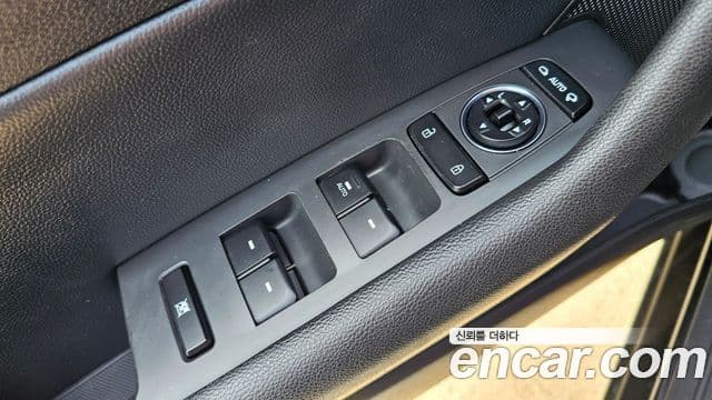 Hyundai LF Sonata 2.0 Smart, 2015 13