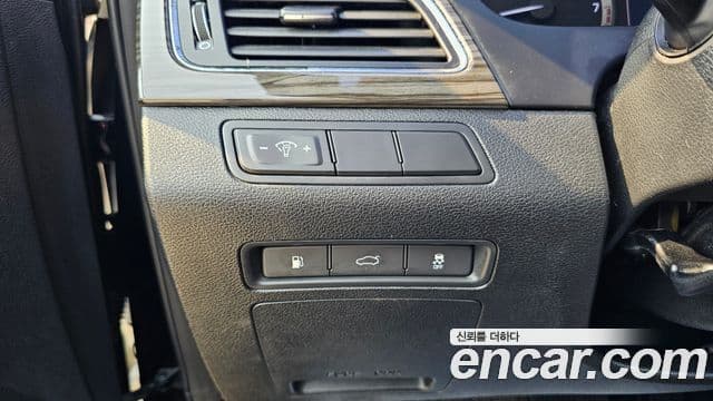 Hyundai LF Sonata 2.0 Smart, 2015 14