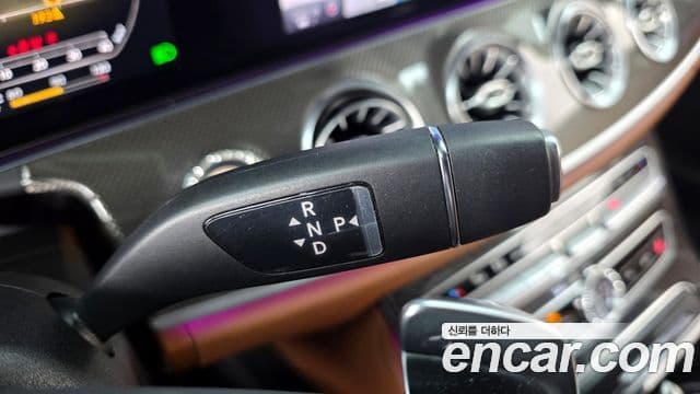 Mercedes-Benz E-класс W213 E400 4MATIC купе, 2017 9