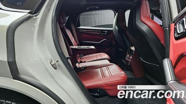 Porsche Cayenne (PO536) 3.0 Platinum Edition, 2022 12