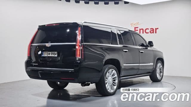 Cadillac Escalade 4세대, 2018 2