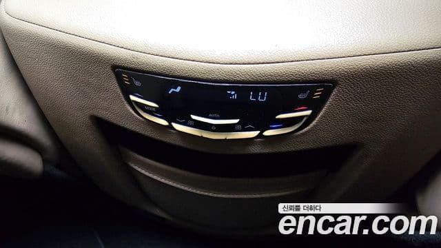 Cadillac Escalade 4세대, 2018 17