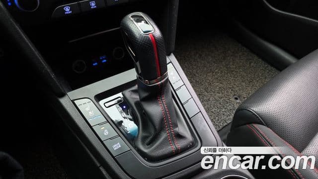 Hyundai Avante AD 1.6 турбо Sport, 2017 9