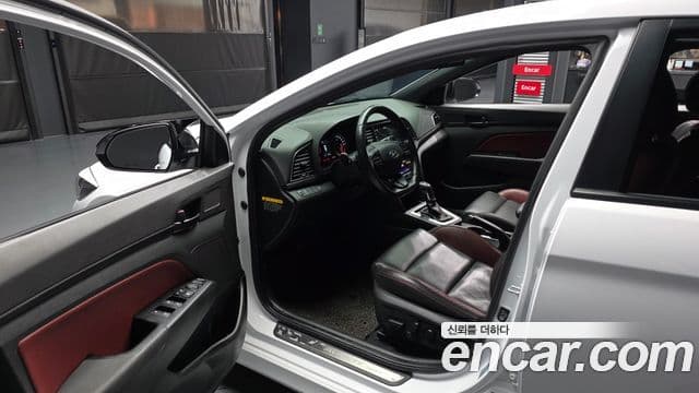 Hyundai Avante AD 1.6 турбо Sport, 2017 10