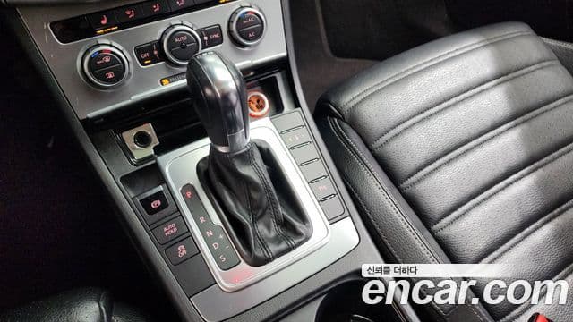 Volkswagen New CC 2.0 TSI, 2014 9