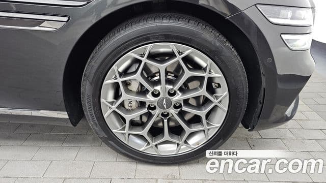 Genesis G80 (RG3) бензин 2.5 турбо AWD, 2022 все фото