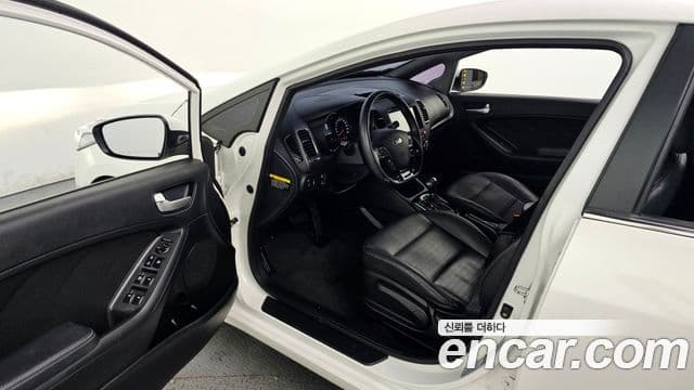 Kia The / новый New K3 Style, 2017 10