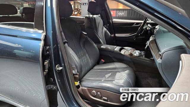 Genesis G80 (RG3) бензин 2.5 турбо 2WD, 2022 10