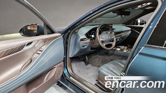 Genesis G80 (RG3) бензин 2.5 турбо 2WD, 2022 11