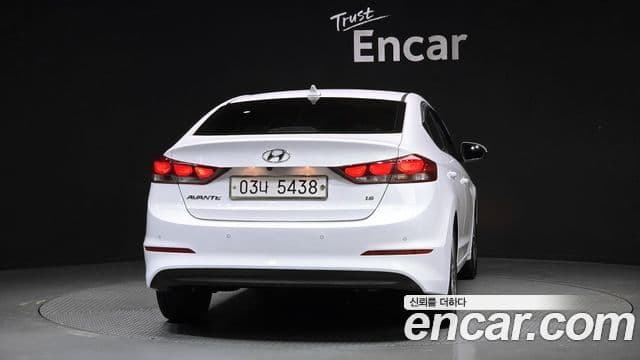 Hyundai Avante AD 1.6 GDI Value Plus, 2018 4