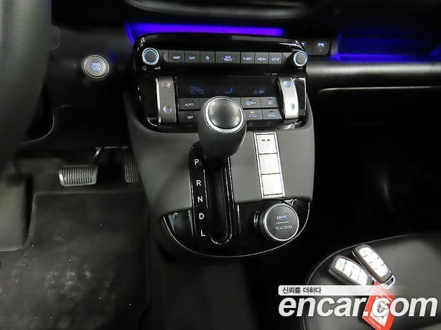 Hyundai Casper турбо D Essential, 2023 13