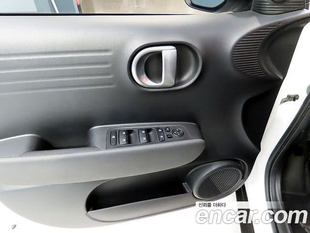 Hyundai Casper турбо D Essential, 2023 14