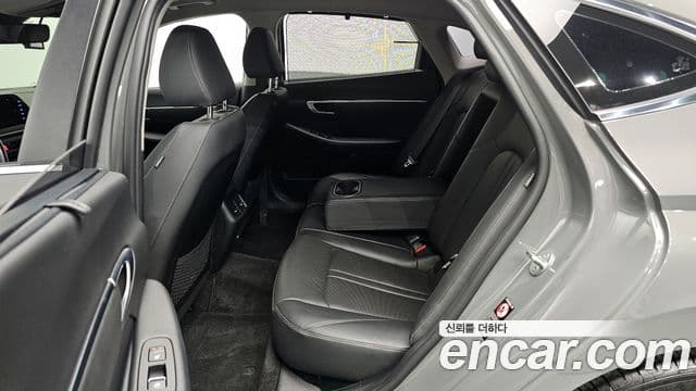 Hyundai Sonata (DN8) Premium Family, 2021 12