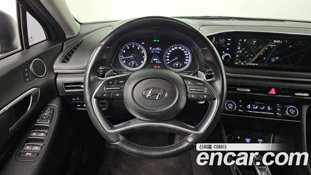 Hyundai Sonata (DN8) Premium Family, 2021 13