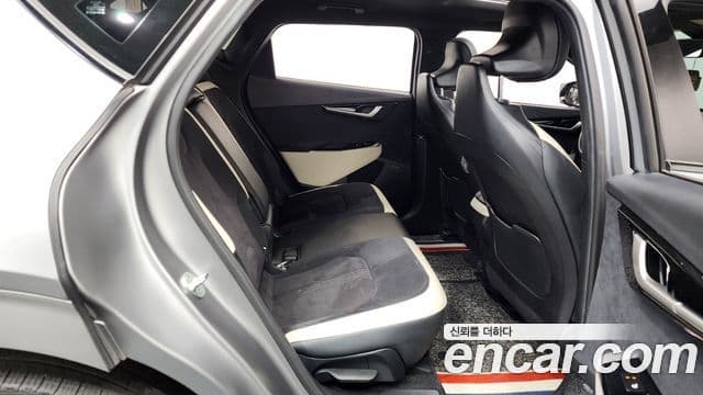 Kia EV6 GT Line, 2022 12