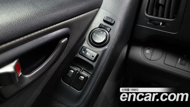 Hyundai Grand Starex CVX Luxury, 2016 19