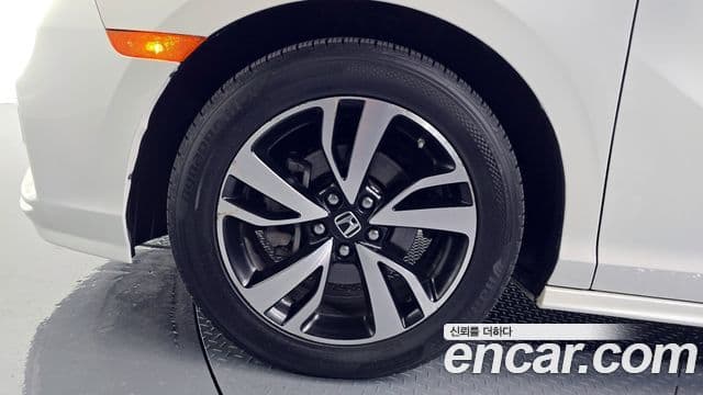 Honda Odyssey 5세대, 2019 все фото