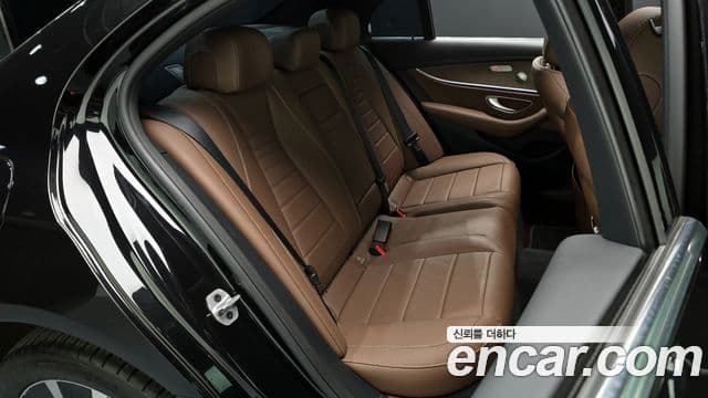 Mercedes-Benz E-класс W213 Exclusive, 2021 12