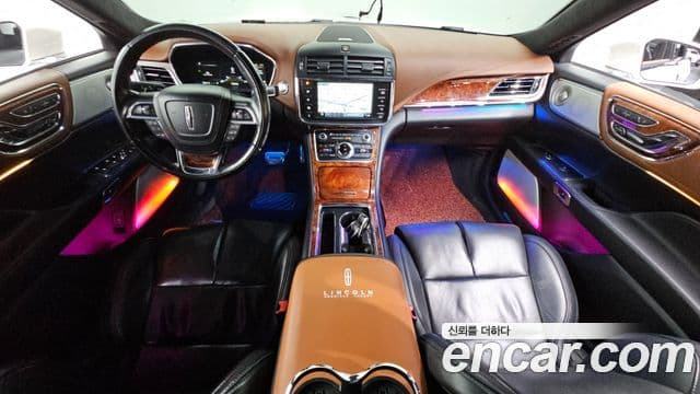 Lincoln Continental 10세대 3.0 Presidential AWD, 2017 7