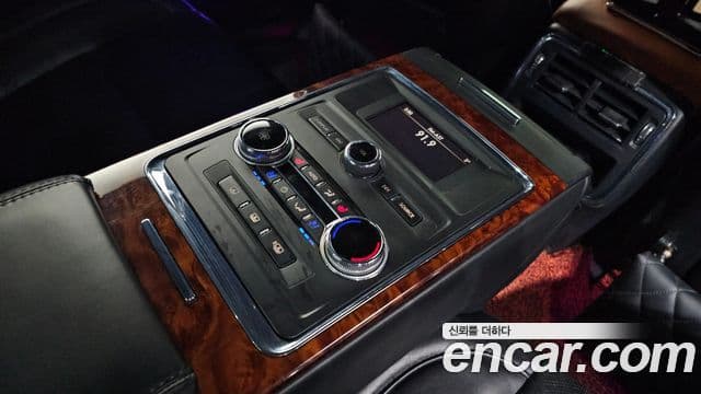 Lincoln Continental 10세대 3.0 Presidential AWD, 2017 18