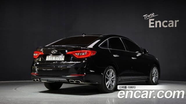 Hyundai LF Sonata Exclusive, 2015 2