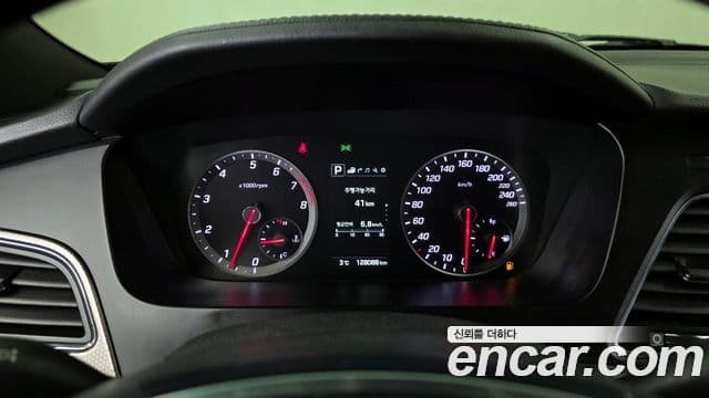 Hyundai LF Sonata Exclusive, 2015 8