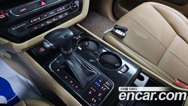 Kia All New Carnival Noblesse, 2017 9