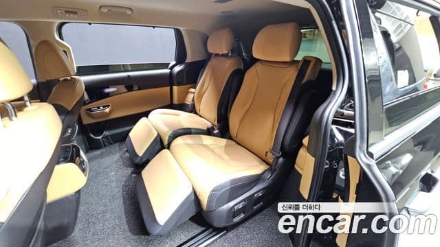 Kia Carnival 4세대 Signature, 2021 11