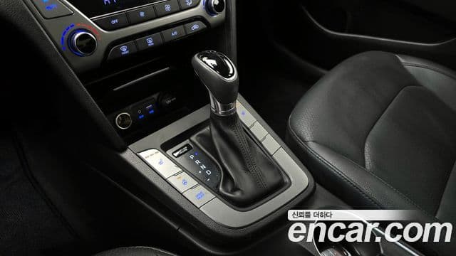 Hyundai Avante AD Modern, 2017 9