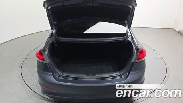 Hyundai Avante AD Modern, 2017 20