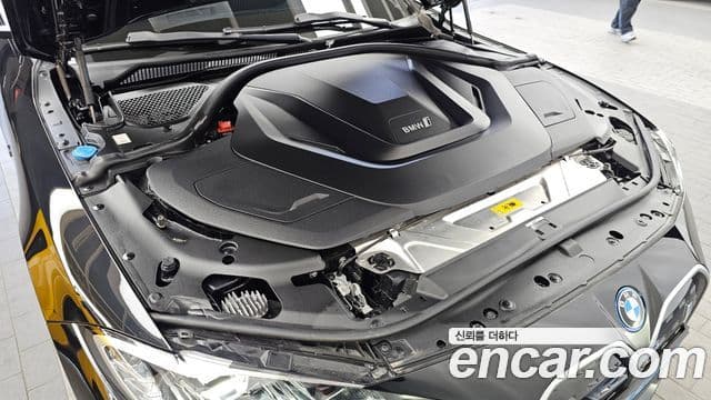 BMW i4 eDrive40 M Sport, 2022 6