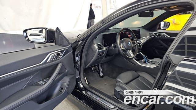 BMW i4 eDrive40 M Sport, 2022 10
