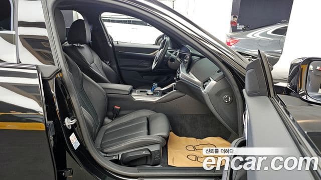 BMW i4 eDrive40 M Sport, 2022 11