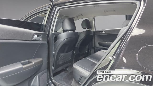Kia Sportage 4세대 дизель 1.7 2WD Trendy, 2017 18