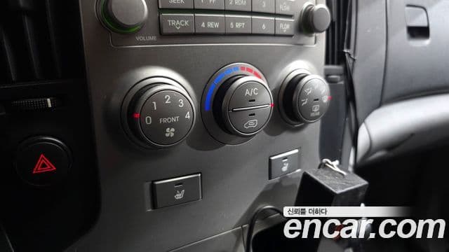 Hyundai Grand Starex CVX Luxury, 2012 16