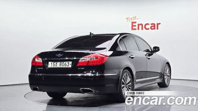 Hyundai Genesis Special, 2013 2