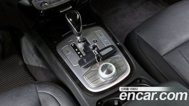 Hyundai Genesis Special, 2013 9