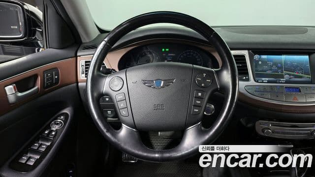 Hyundai Genesis Special, 2013 13